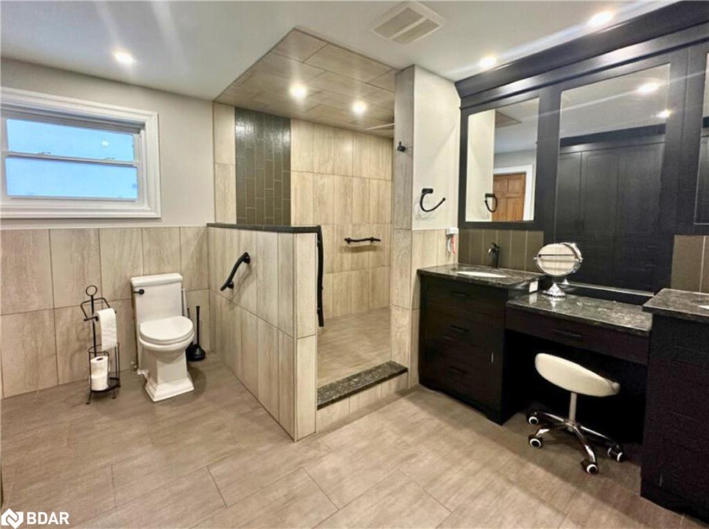 328535 Highway 560 Property Photo 14