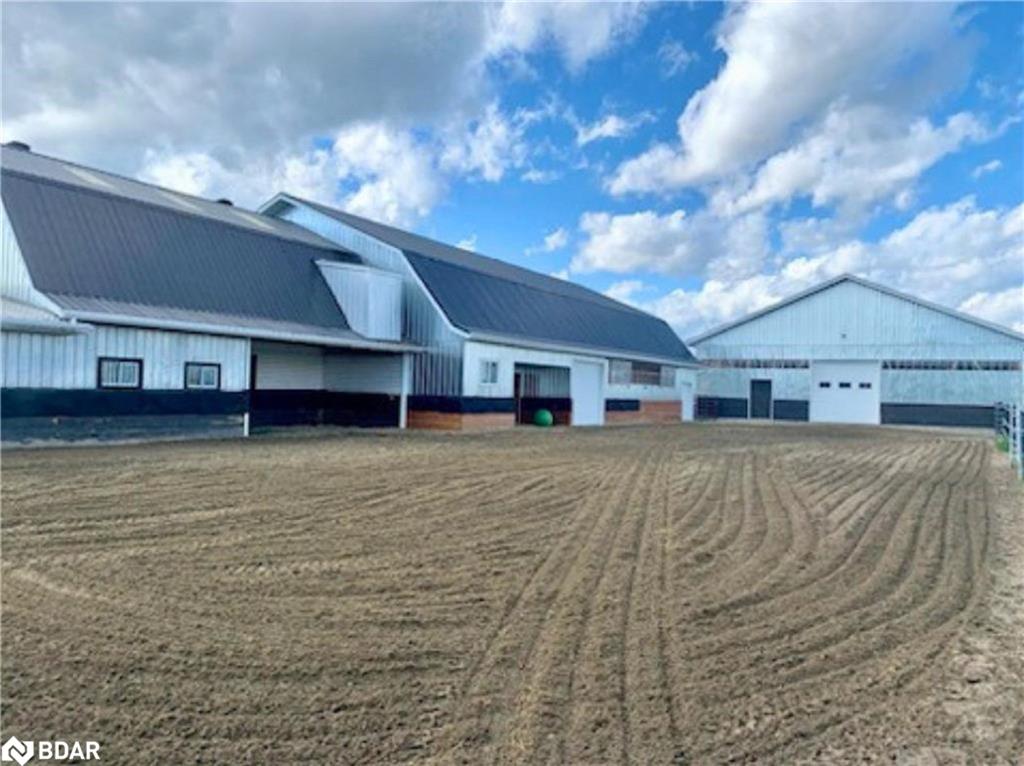 328535 Highway 560 Property Photo 31