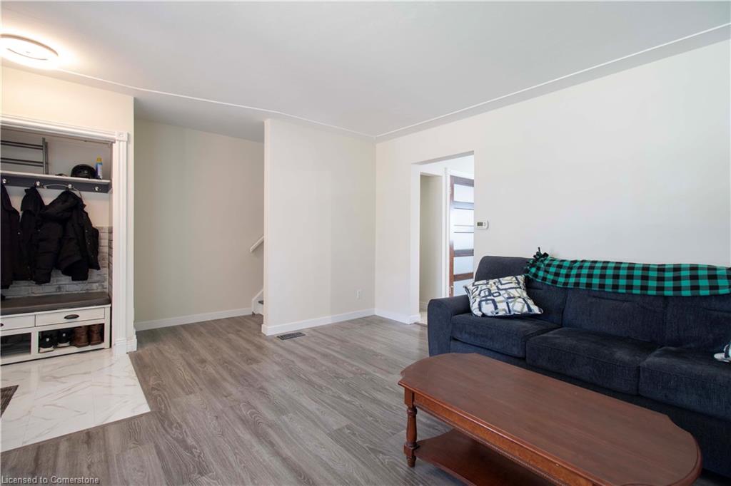 187 Clover Place Property Photo 8