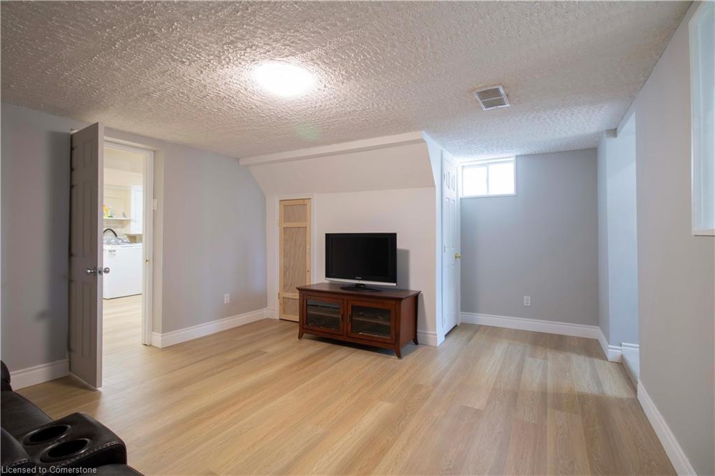 187 Clover Place Property Photo 35