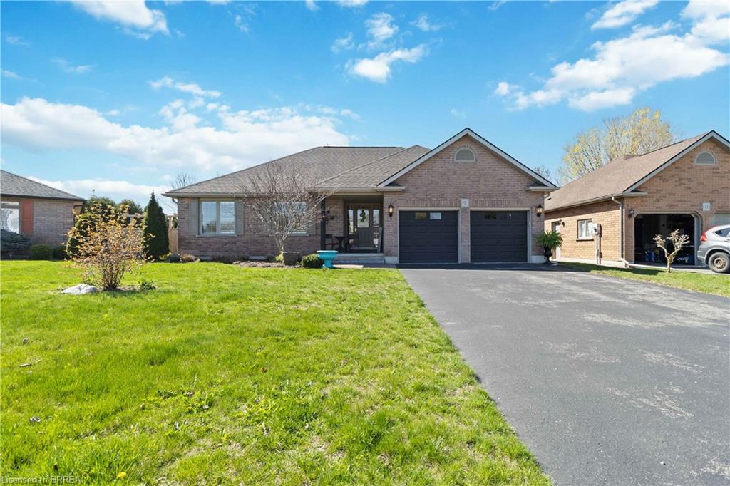 9 Greeneagle Drive Property Photo 1