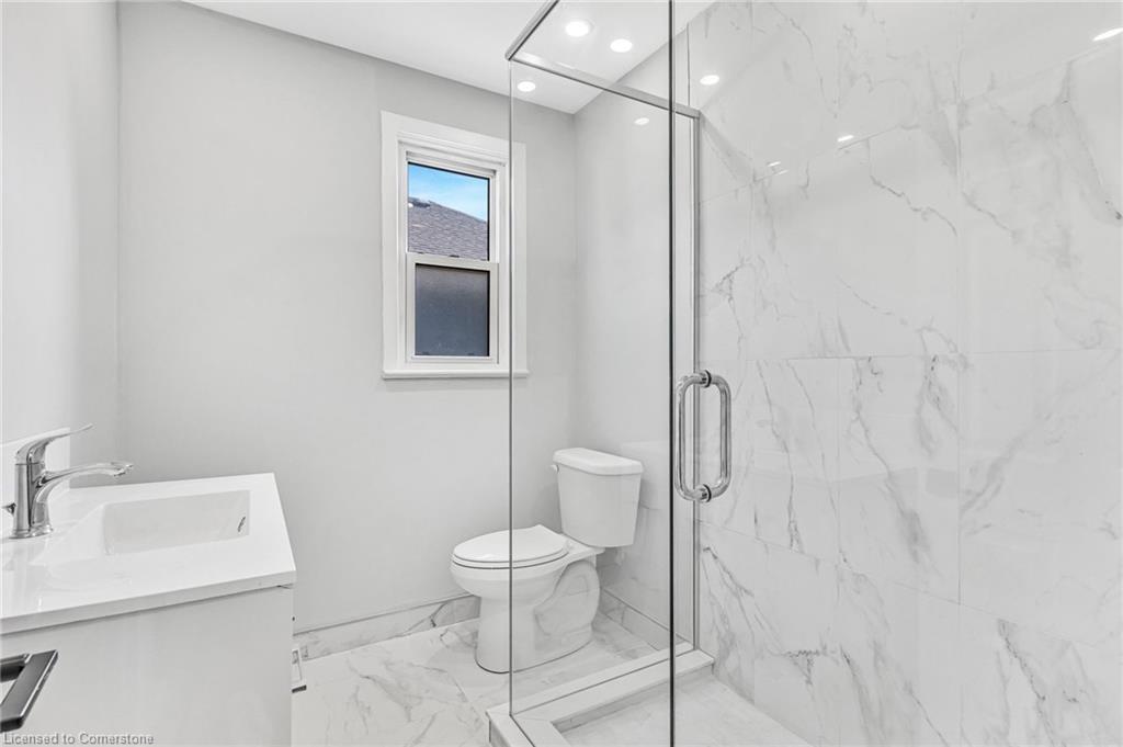 146 Craigroyston Road Property Photo 9