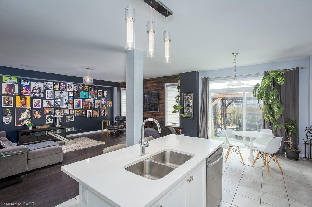 7776 Tupelo Crescent Property Photo 24