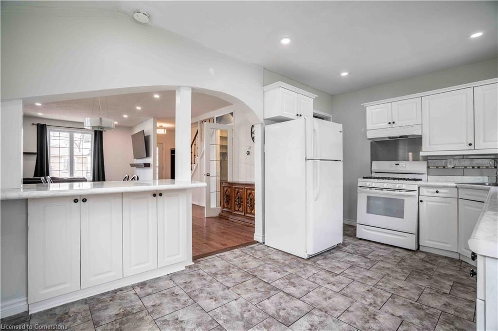 50 Robins Avenue Property Photo 14