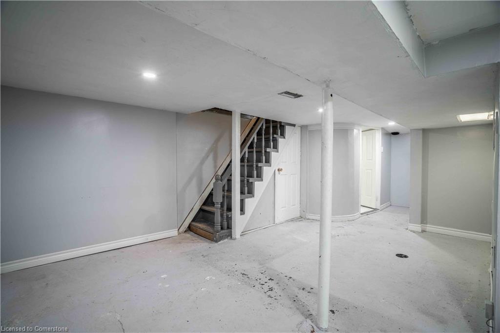 50 Robins Avenue Property Photo 25