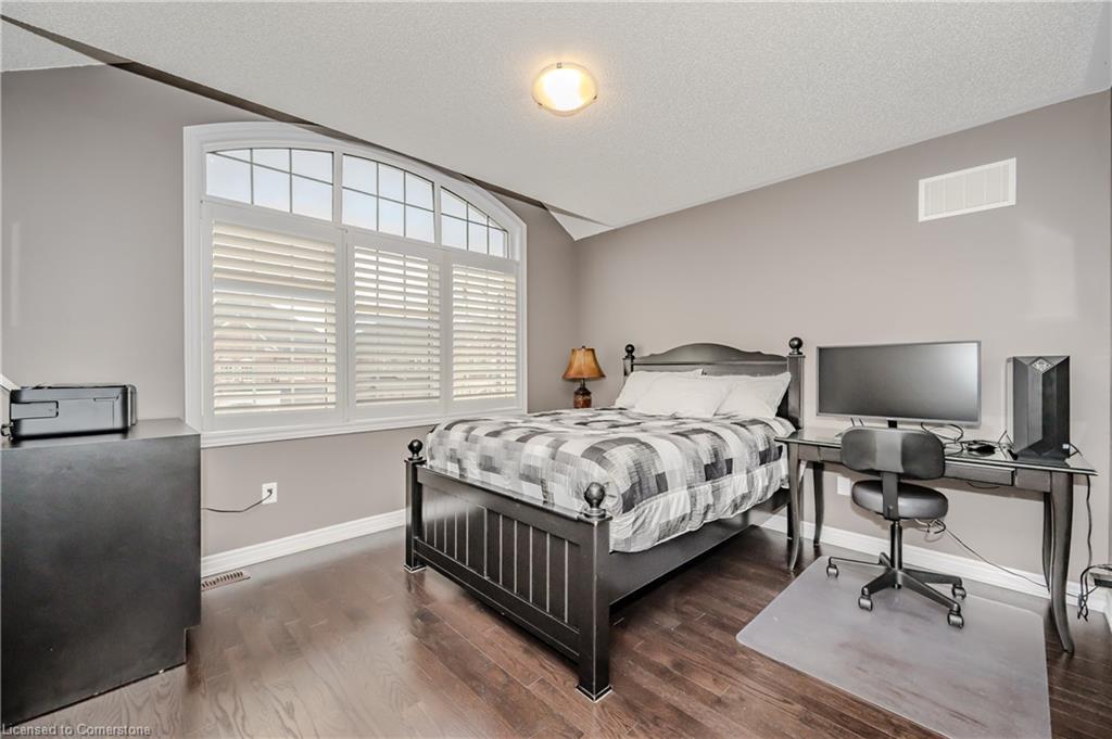64 Kalmia Road Property Photo 31