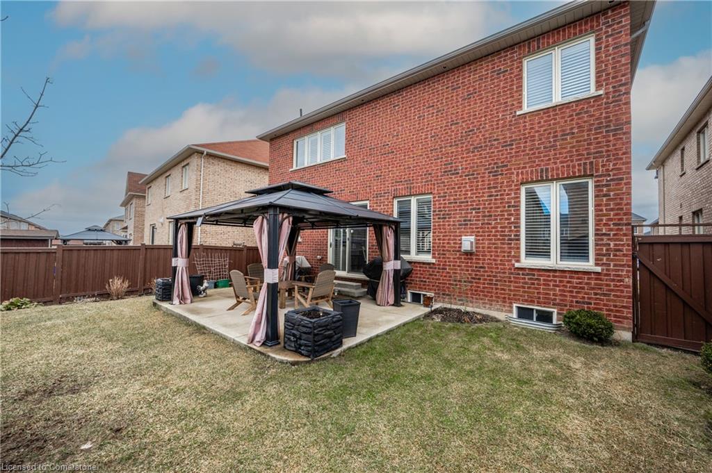 64 Kalmia Road Property Photo 38