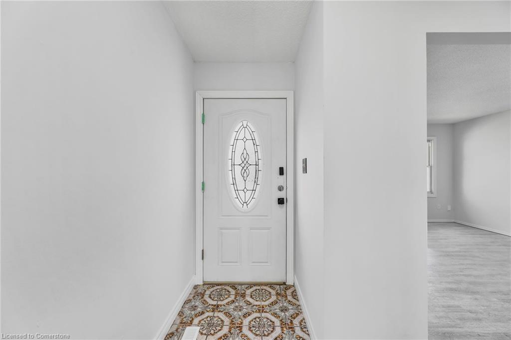 17 Maplestone Avenue Property Photo 5