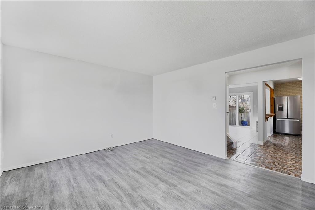 17 Maplestone Avenue Property Photo 9