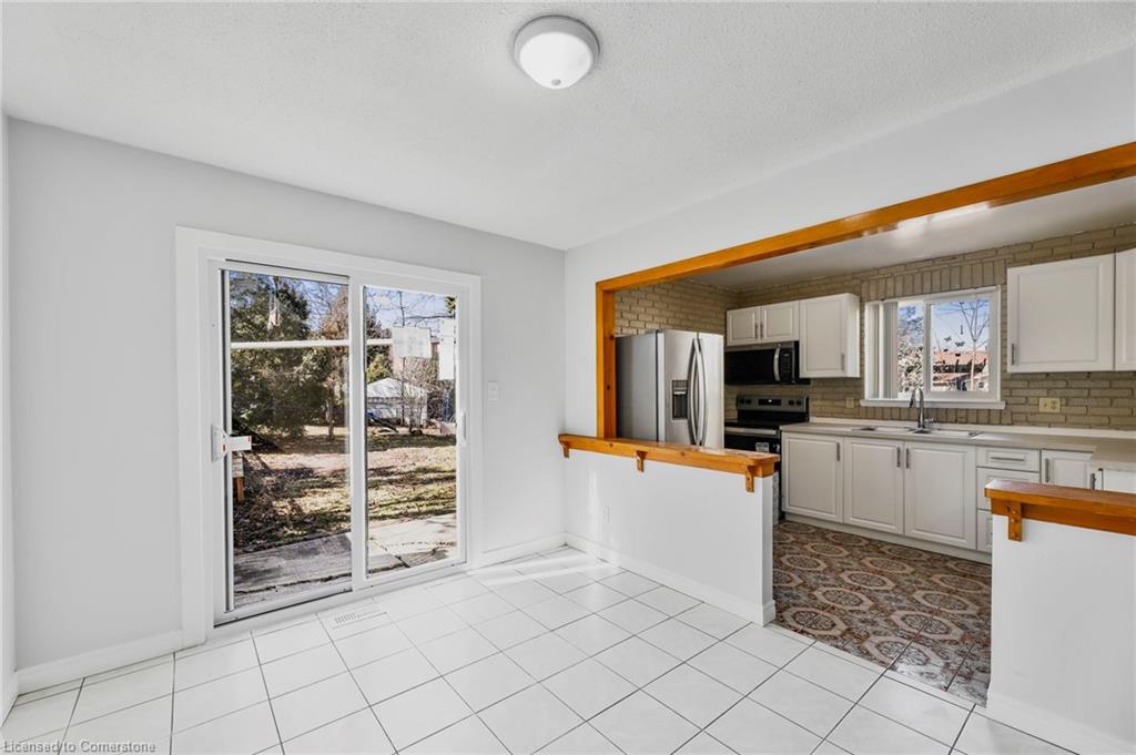 17 Maplestone Avenue Property Photo 12