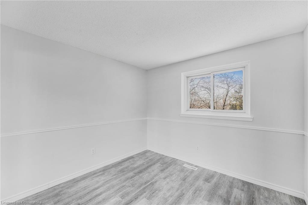 17 Maplestone Avenue Property Photo 18