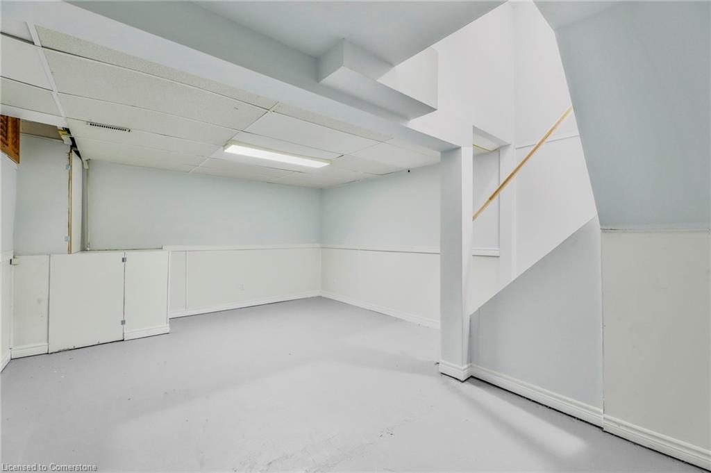 17 Maplestone Avenue Property Photo 32