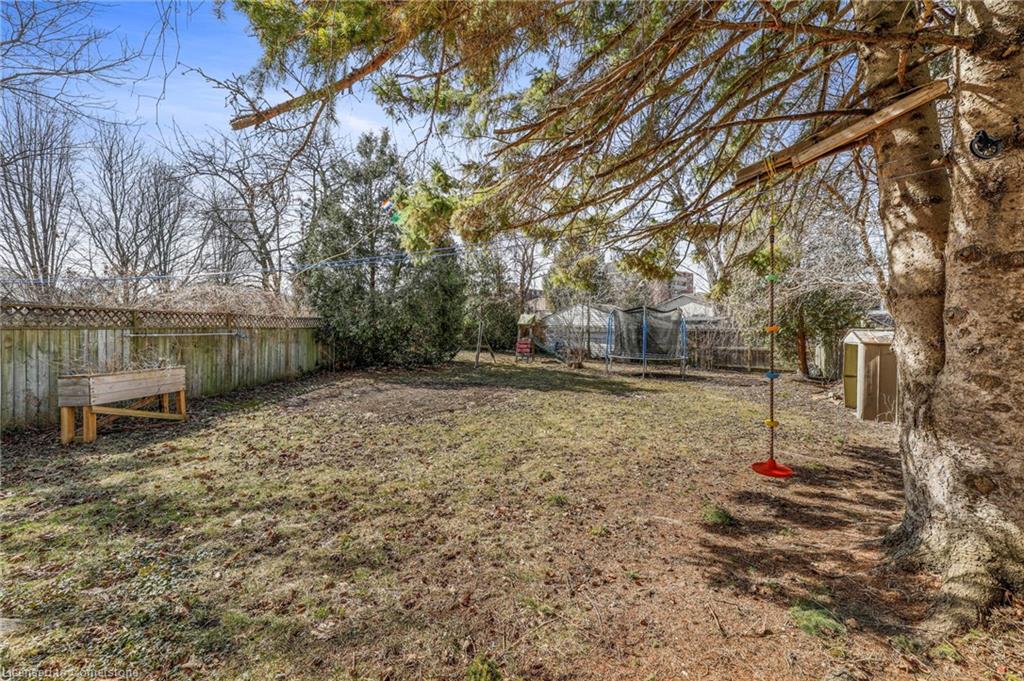 17 Maplestone Avenue Property Photo 36