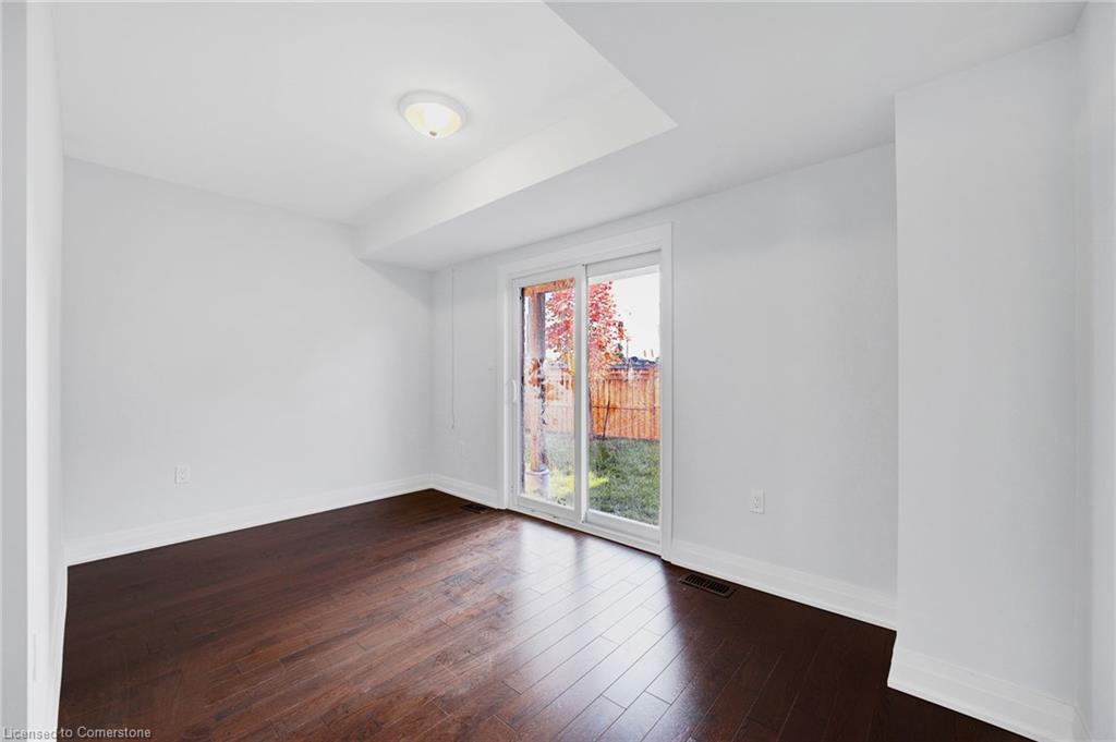 2122 Royal Gala Circle Property Photo 4
