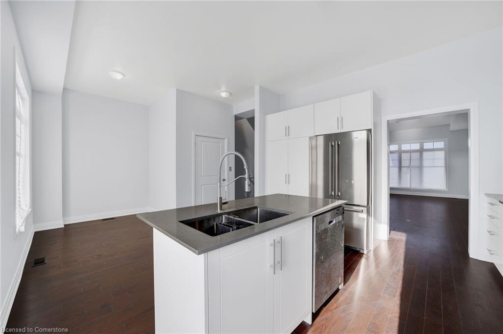 2122 Royal Gala Circle Property Photo 7