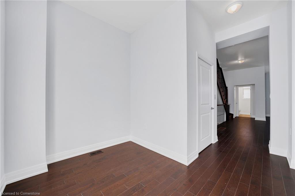 2122 Royal Gala Circle Property Photo 17