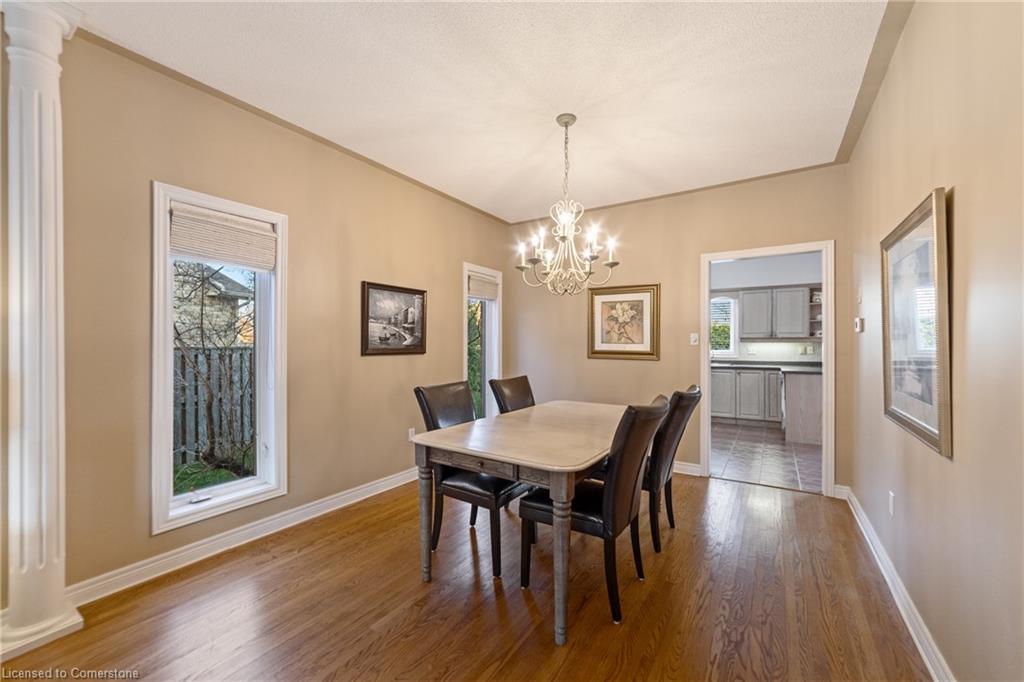 2108 Dalecroft Crescent Property Photo 7
