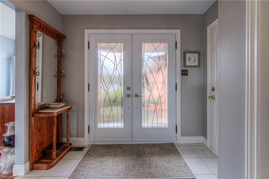 365 Twinflower Crescent Property Photo 5