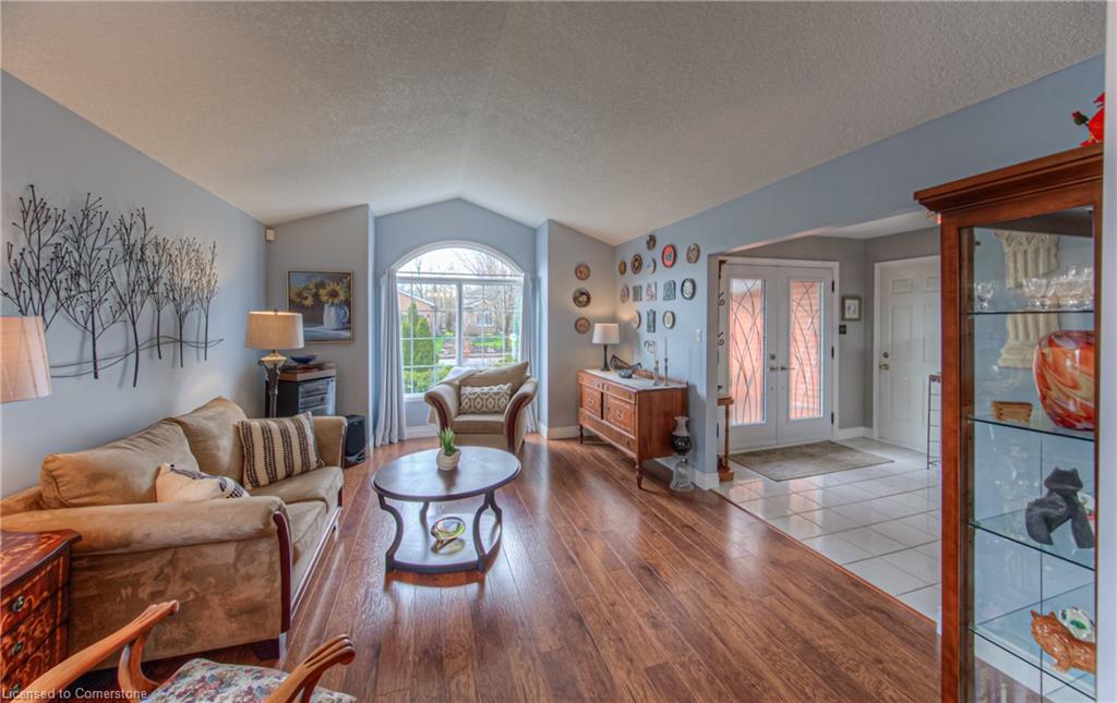365 Twinflower Crescent Property Photo 11