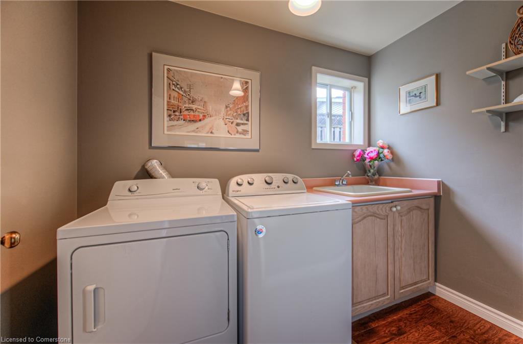 365 Twinflower Crescent Property Photo 23