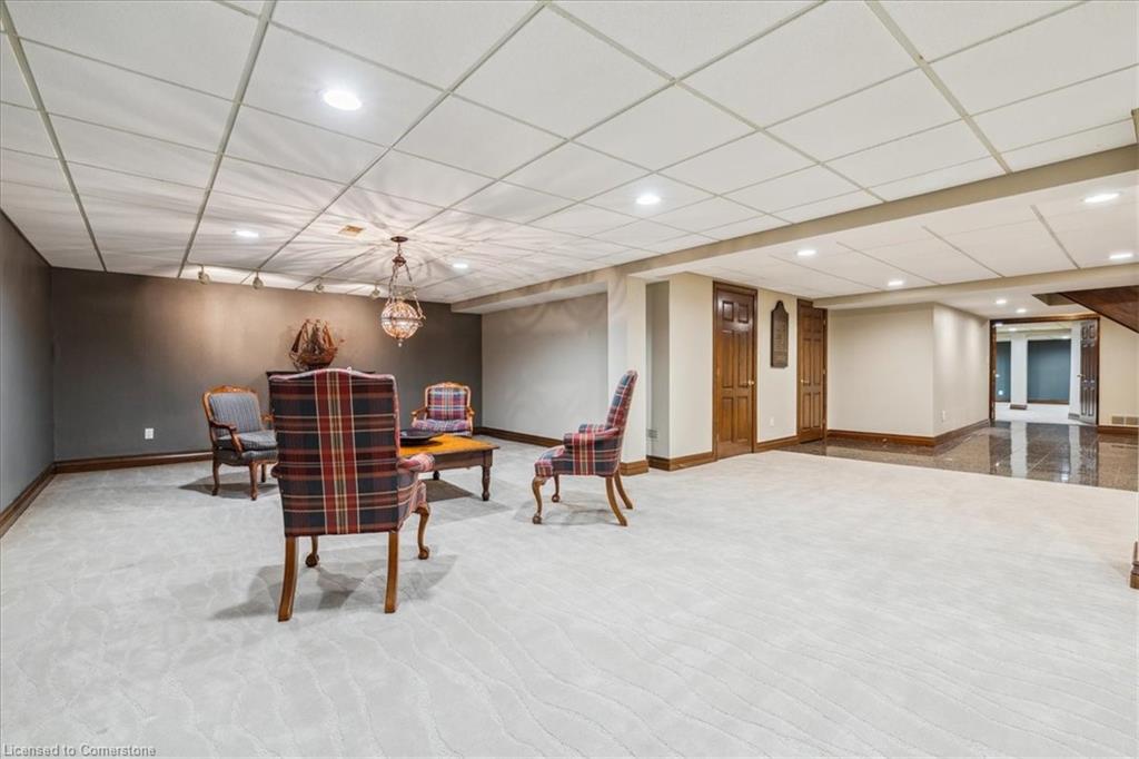 7 Lakegate Drive Property Photo 36