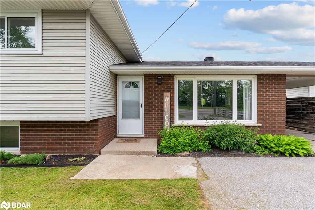 9881 12 Highway Property Photo 2