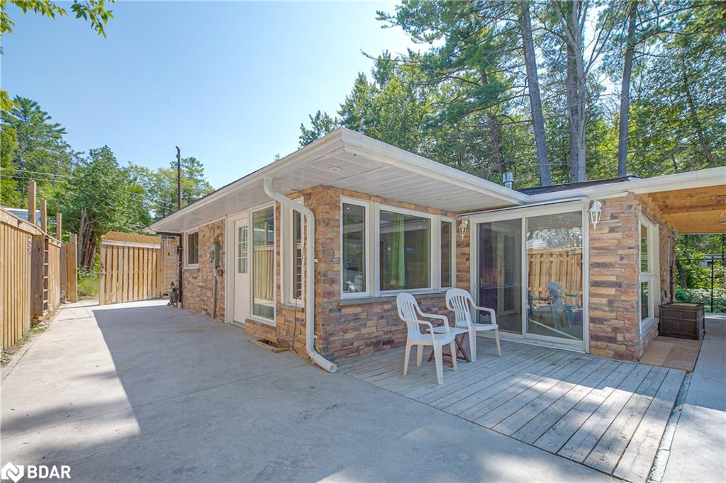 54 Homewood Avenue Property Photo 4