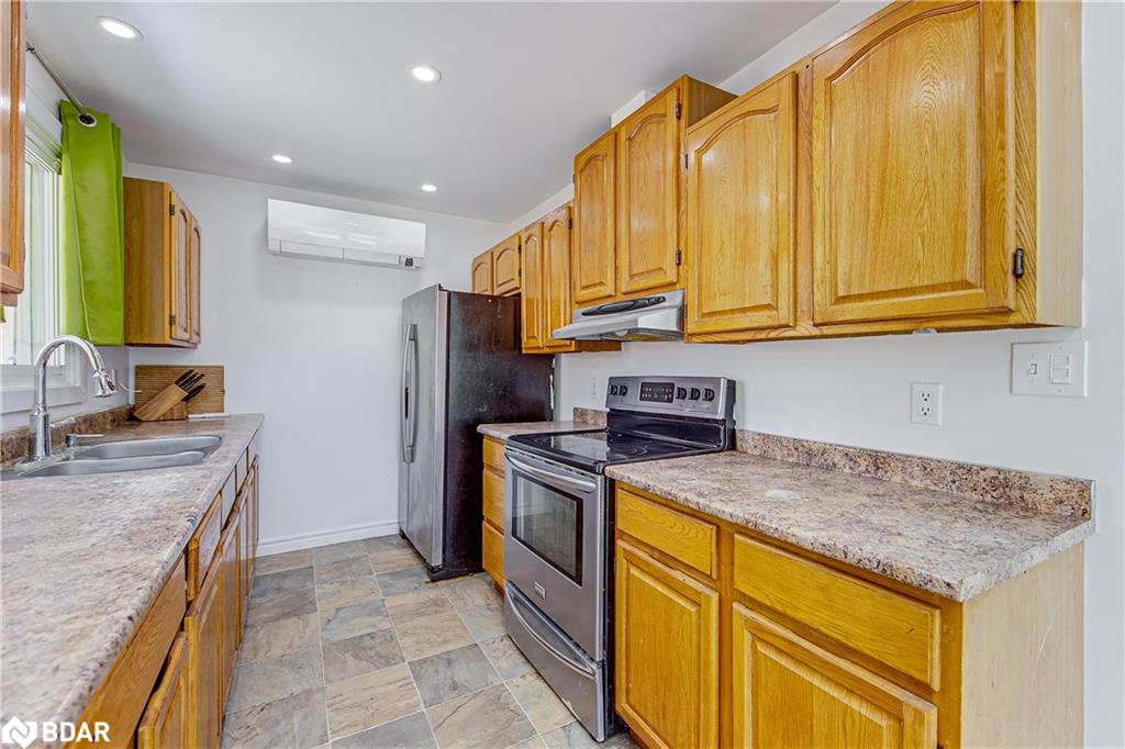 54 Homewood Avenue Property Photo 14