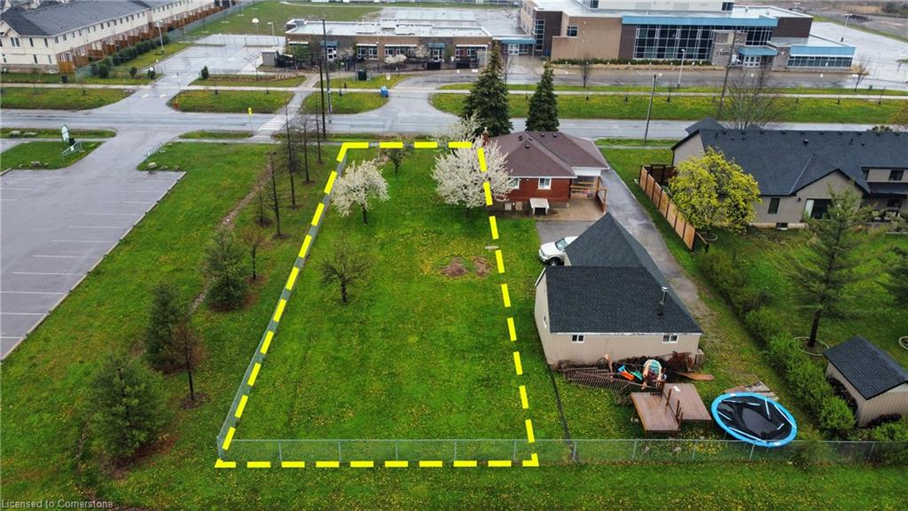 1342 Barton Street Property Photo 3