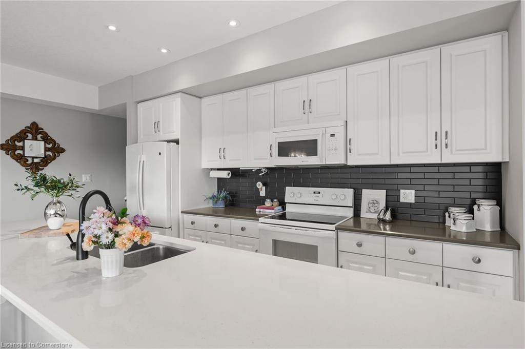 A2-70 Willowrun Drive Property Photo 14