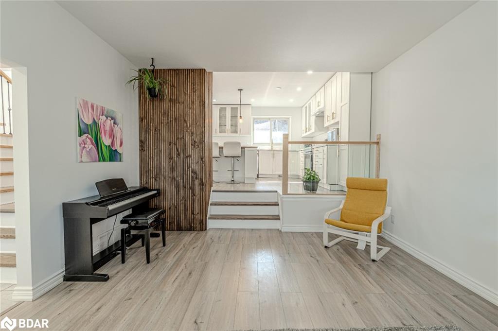 25 Marshall Street Property Photo 11