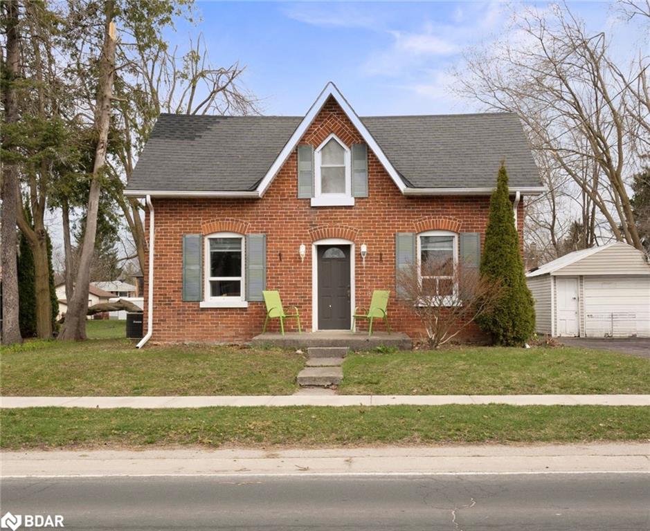 2088 Victoria Street Property Photo