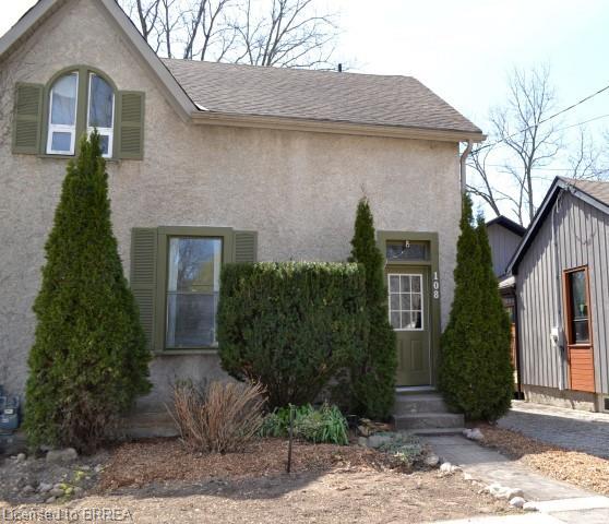 108 West River Street Property Photo