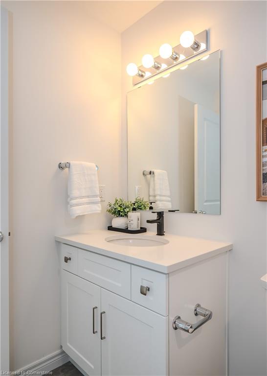 8 Sora Lane Property Photo 16