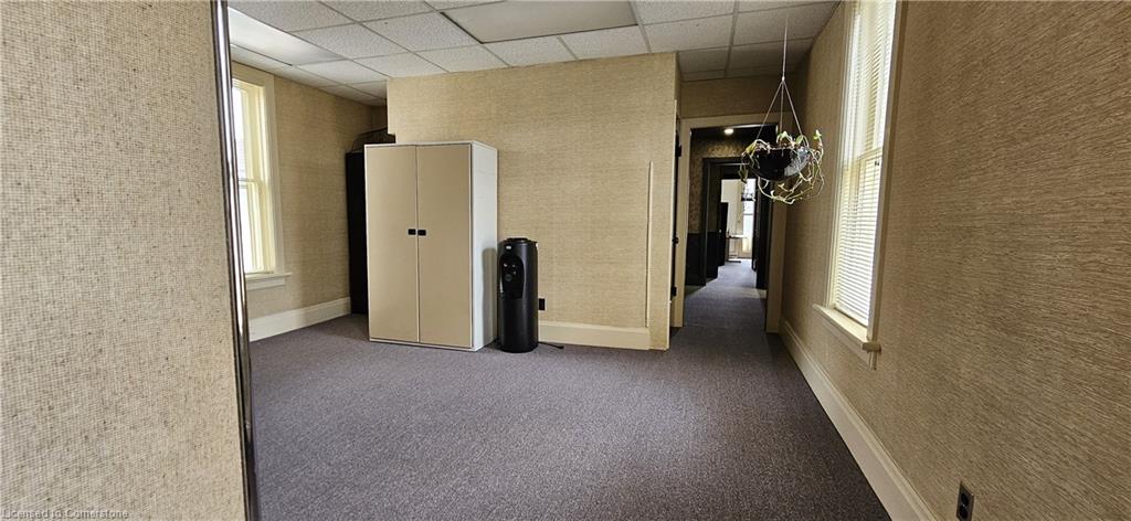 106 Young Street W Property Photo 12