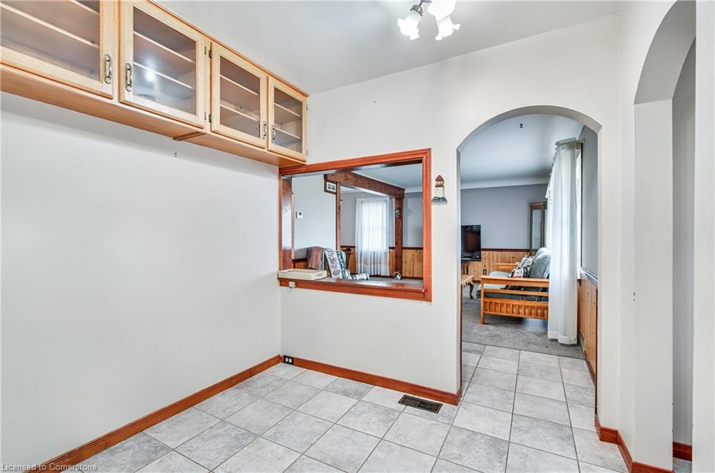 12 Valley Road Property Photo 8