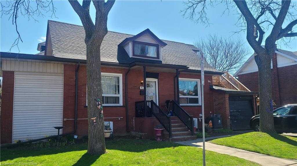 992 Montclair Avenue Property Photo