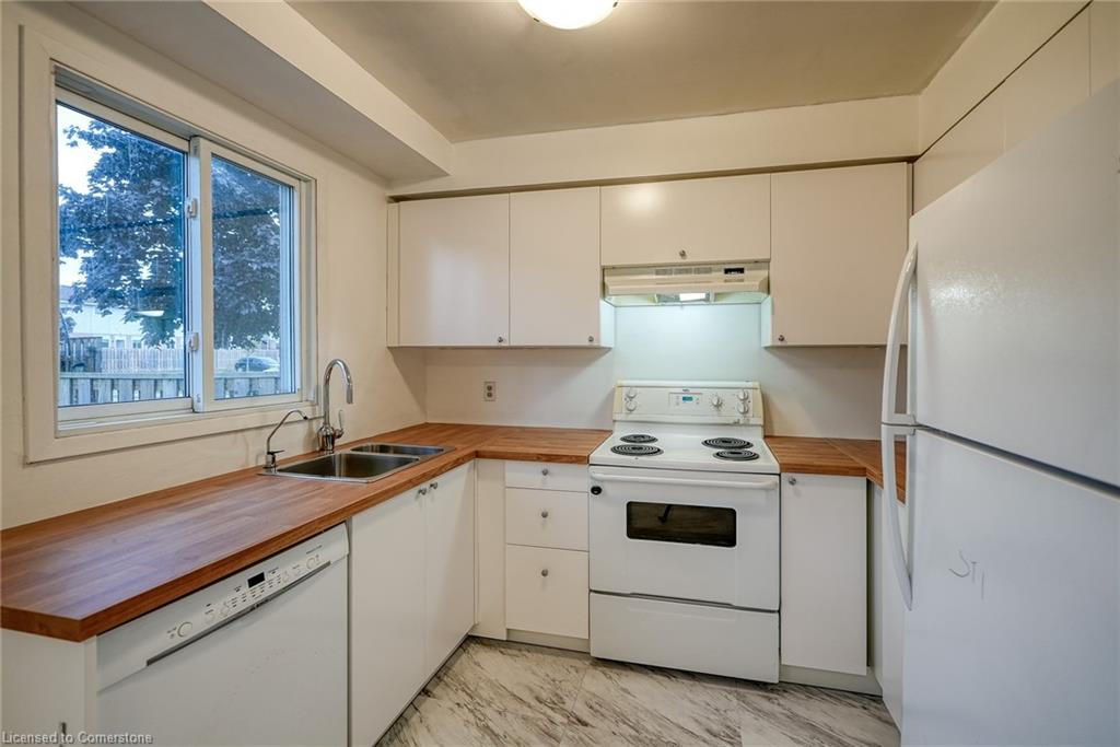 4-394 Springbank Avenue Property Photo 10
