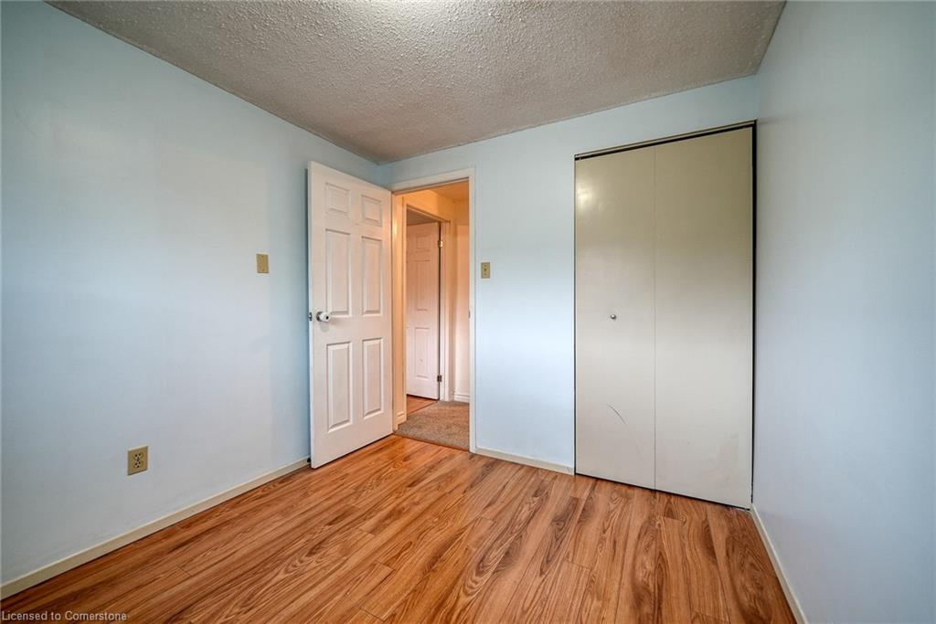 4-394 Springbank Avenue Property Photo 18