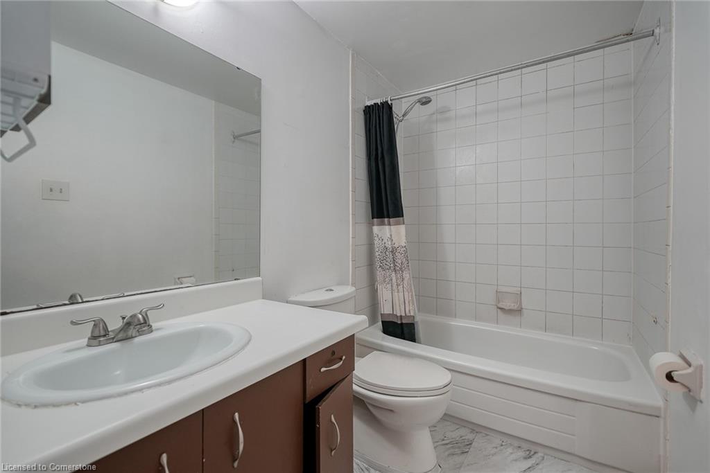4-394 Springbank Avenue Property Photo 21