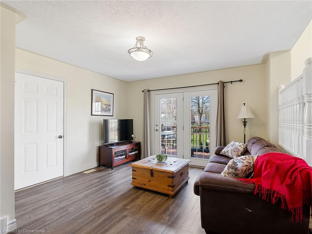 4 Laidlaw Street Property Photo 22