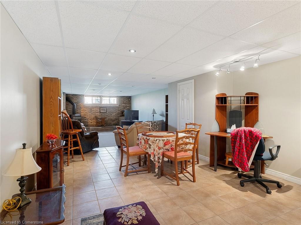 4 Laidlaw Street Property Photo 33