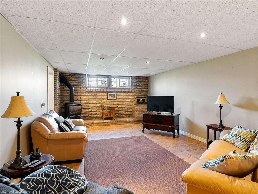 4 Laidlaw Street Property Photo 34
