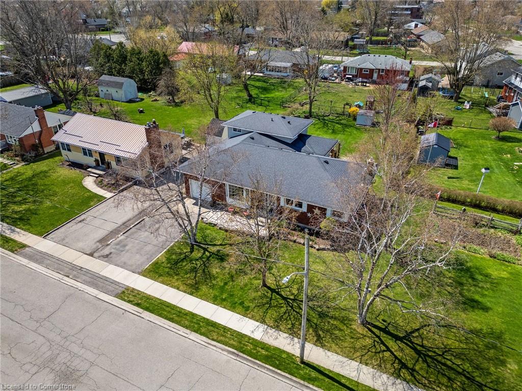 4 Laidlaw Street Property Photo 46