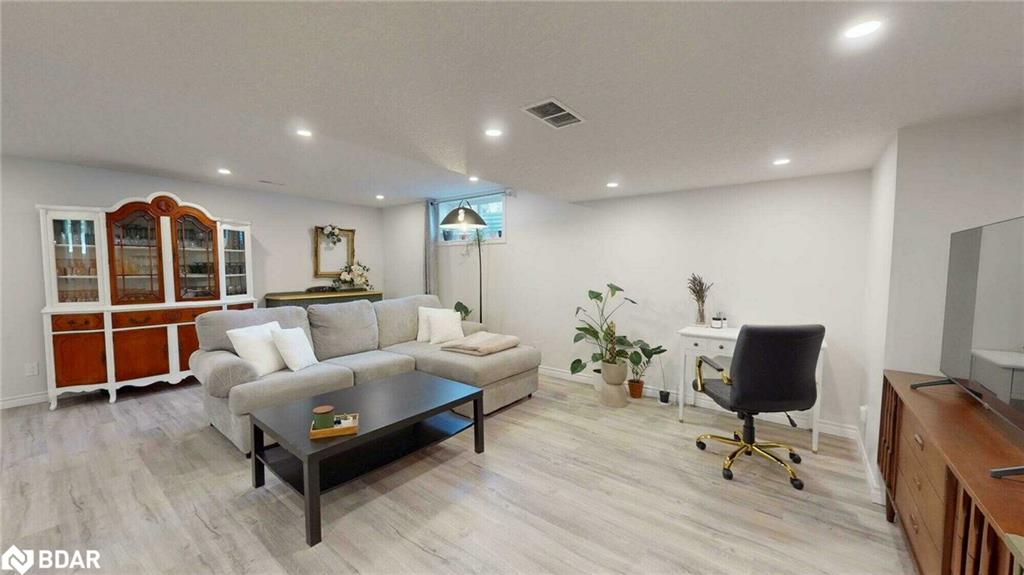 242 Hawkswood Drive Property Photo 16