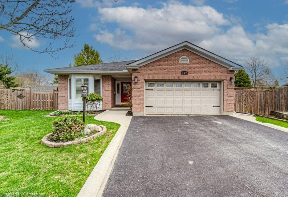 359 Stoneheight Place Property Photo