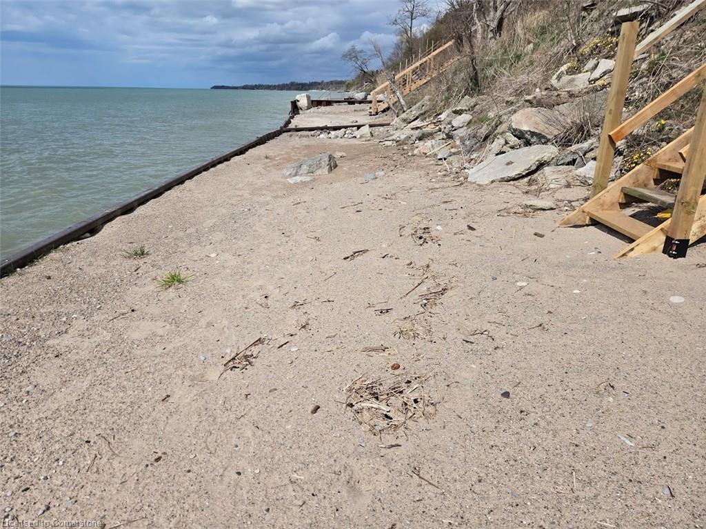72147 Lake Shore Drive Property Photo 12
