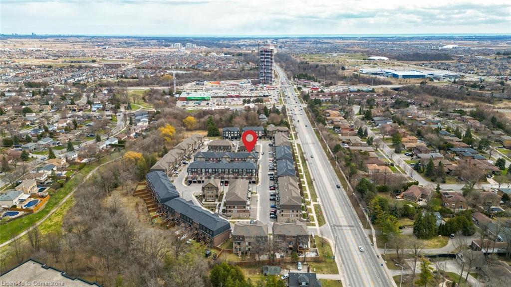 132-445 Ontario Street S Property Photo 2
