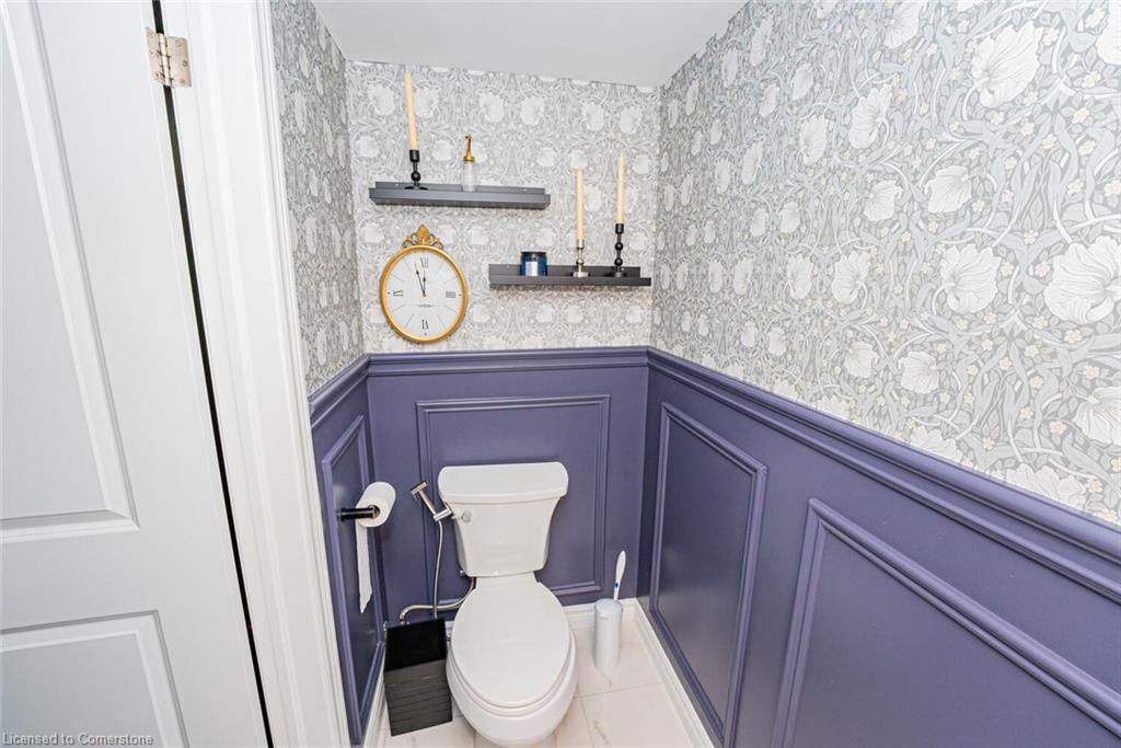 132-445 Ontario Street S Property Photo 34