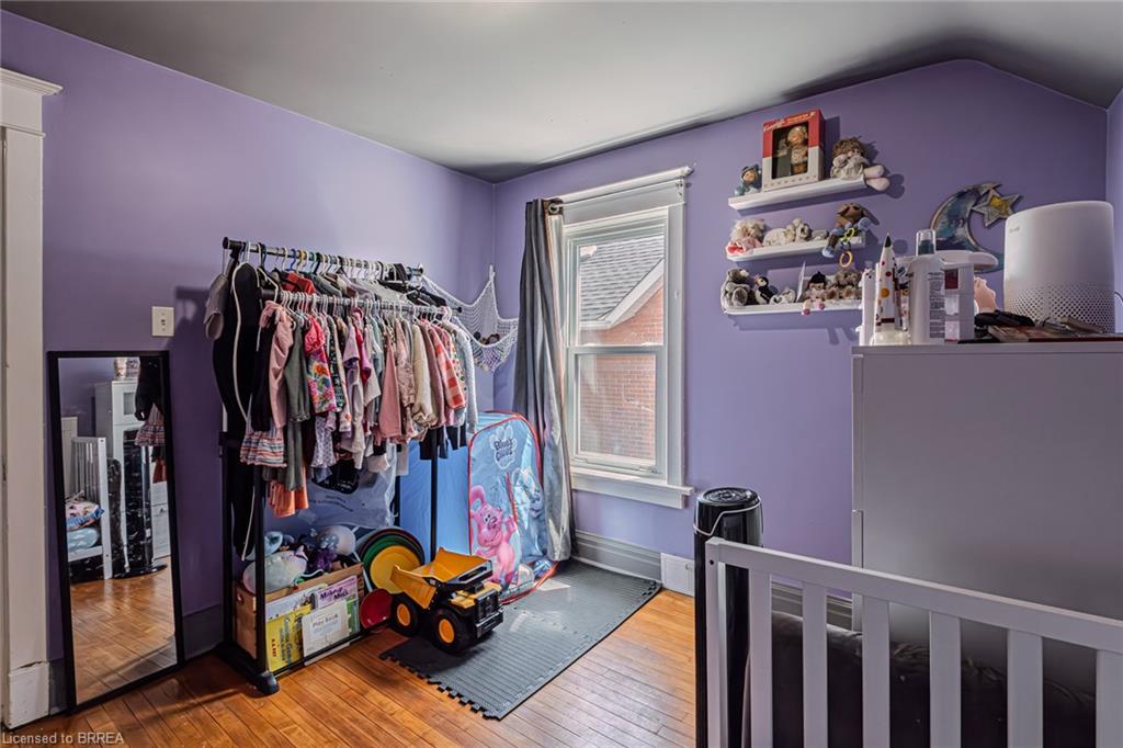 308 Dundas Street N Property Photo 20